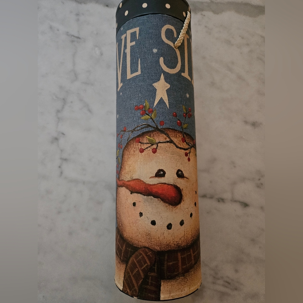 Wine bottle holder